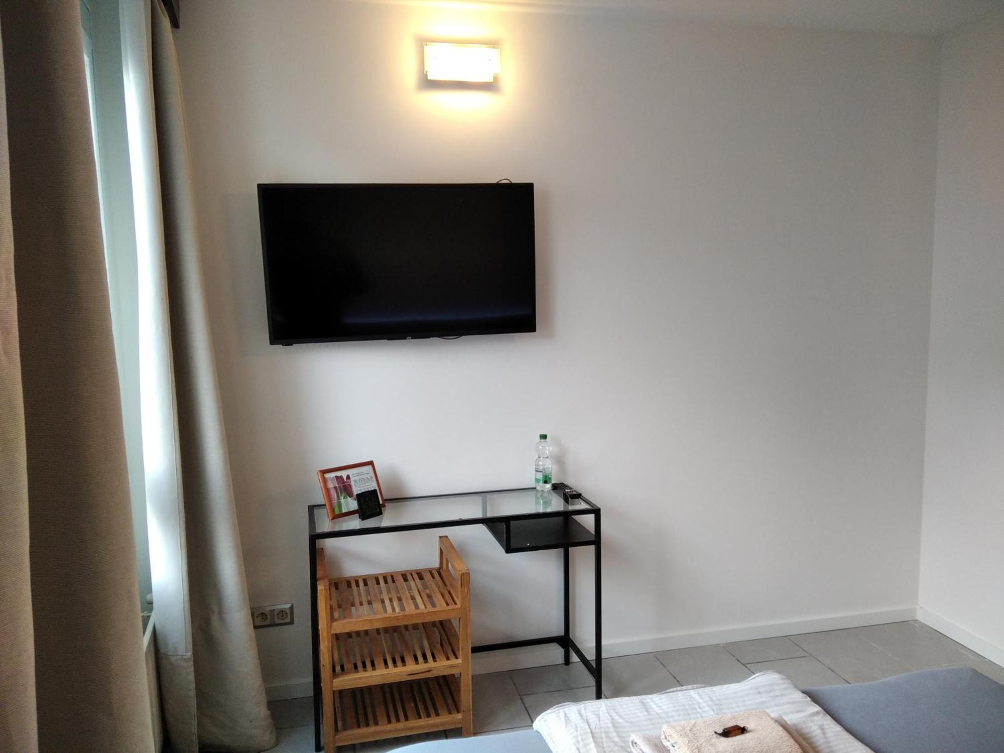 Sroom 118 And 119 In Center Reutlingen Exterior photo