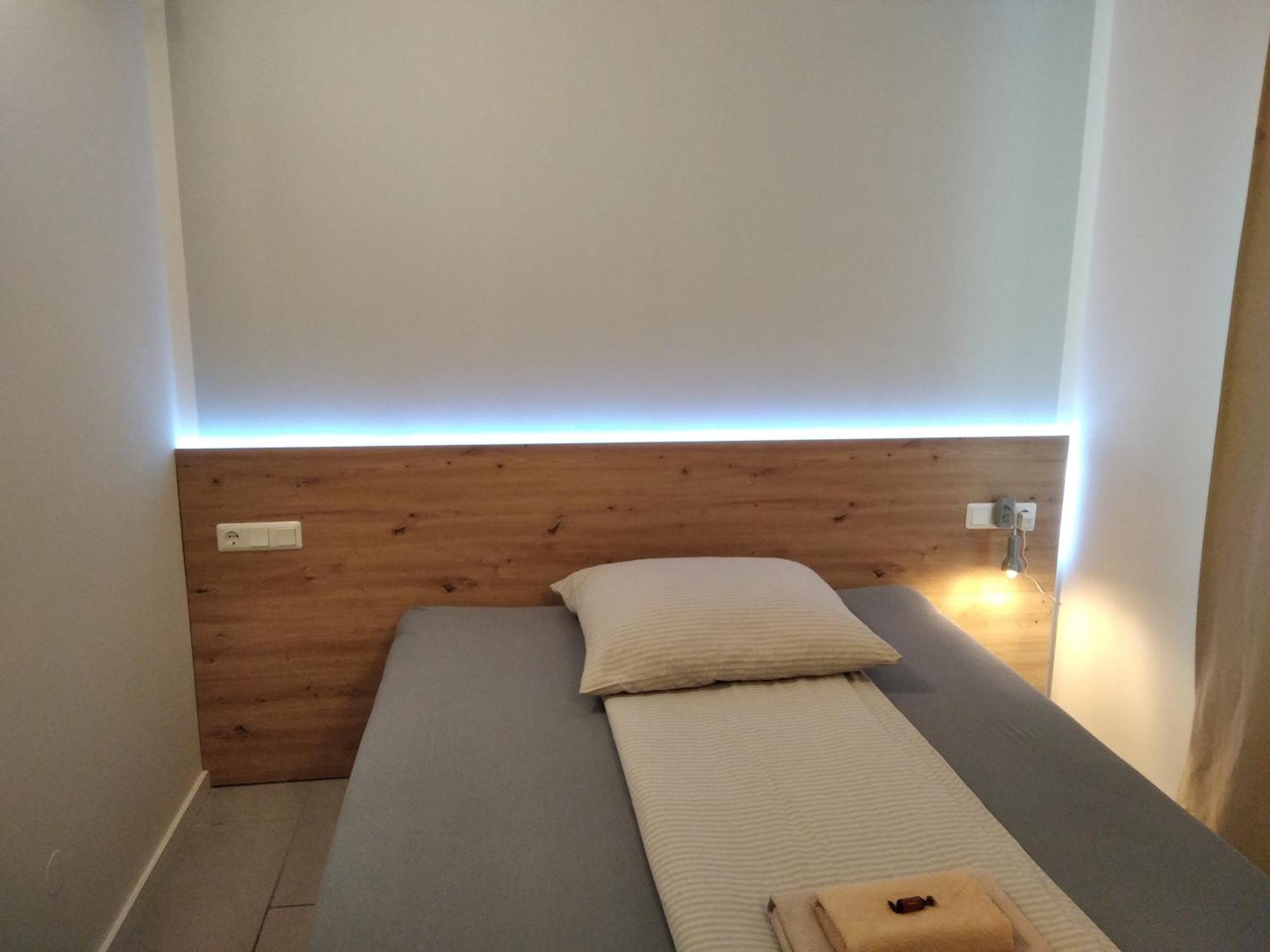 Sroom 118 And 119 In Center Reutlingen Exterior photo