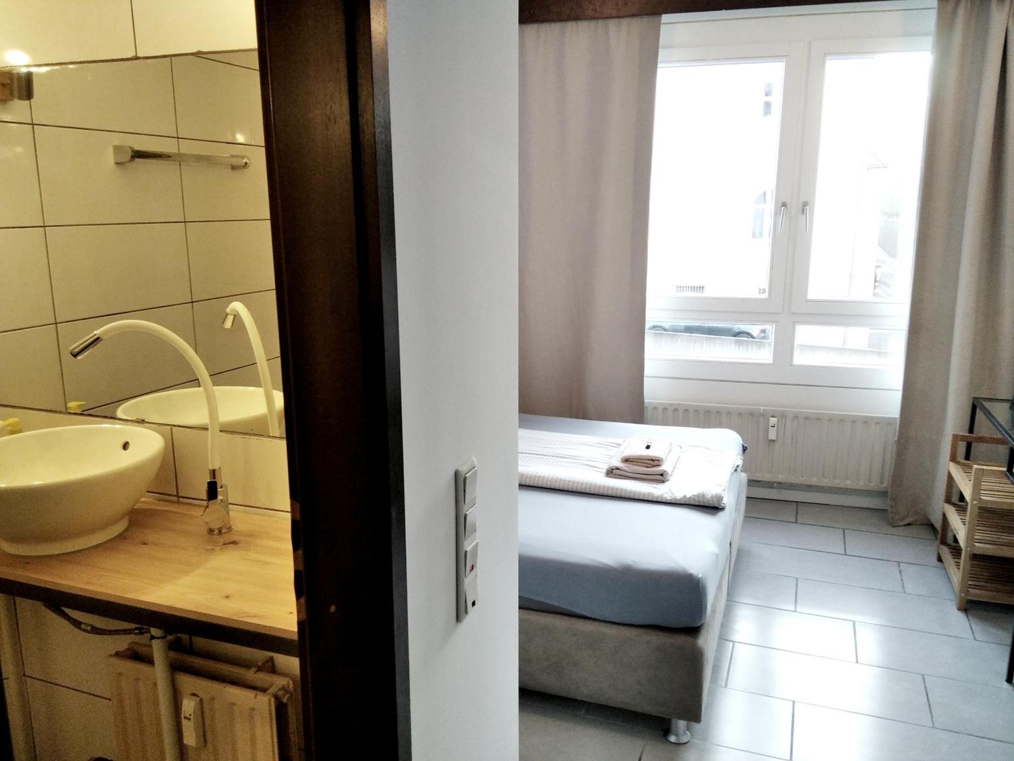 Sroom 118 And 119 In Center Reutlingen Exterior photo