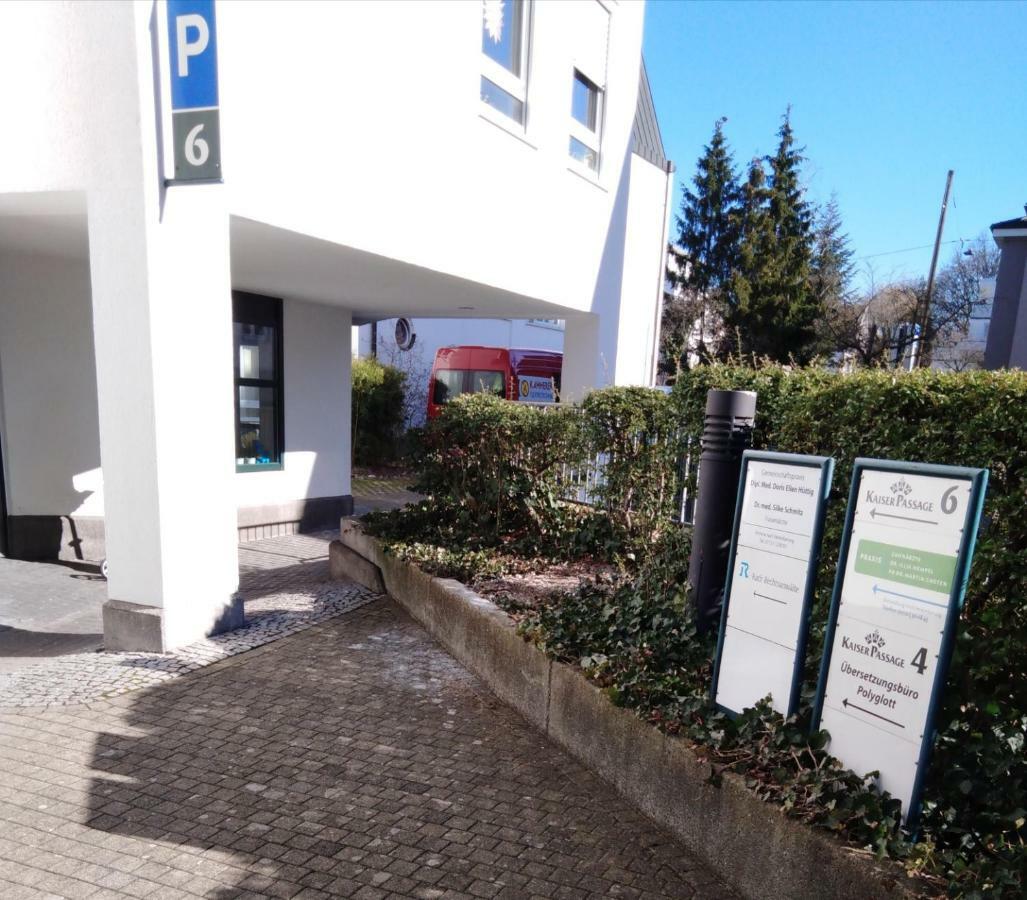 Sroom 118 And 119 In Center Reutlingen Exterior photo